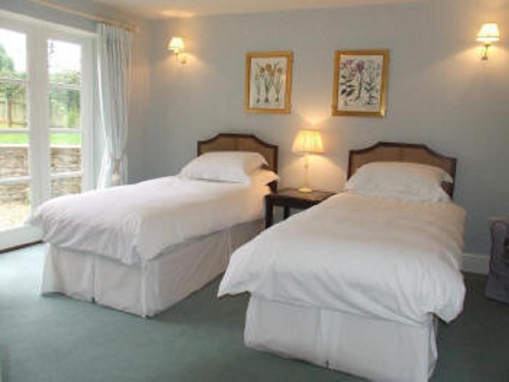 Well Cottage B And B Cirencester Eksteriør billede